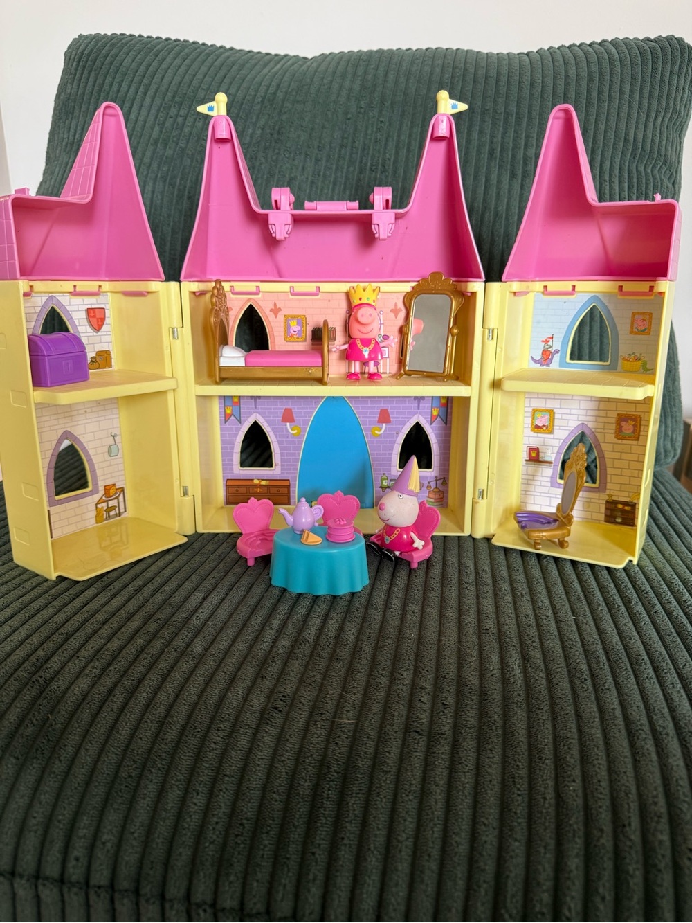Peppa Pig Pink and Yellow Fold-Out Castle Playset with Figures